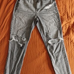 American Eagle Distressed Jeans